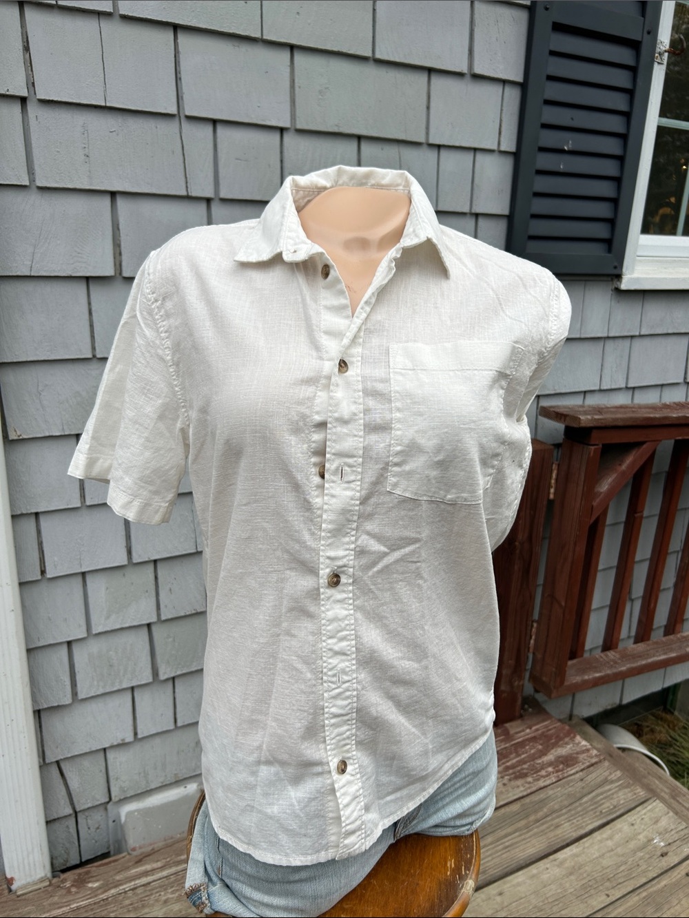 H&M Short-Sleeve Button-Down Shirt small cotton/linen